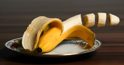Deswegen solltest du deine Bananenschale nie wegwerfen