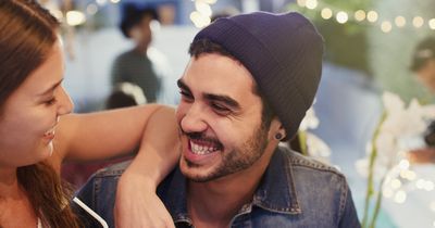 Männer ansprechen: Diese 6 Flirt-Tabus solltest du unbedingt vermeiden